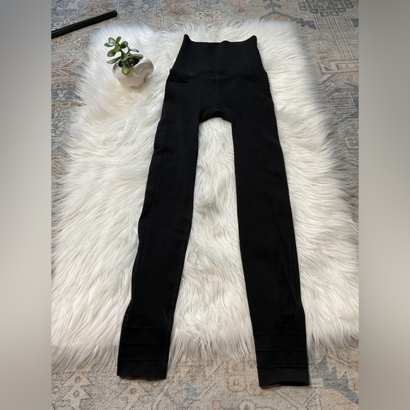 Free People High-Rise Full-Length Running Through My Mind Leggings - Picture 6 of 9